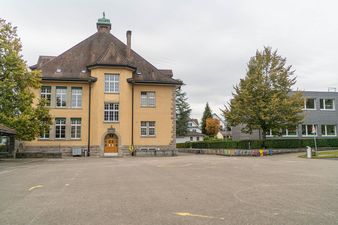Schulhaus Alte Landstrassse, Kilchberg