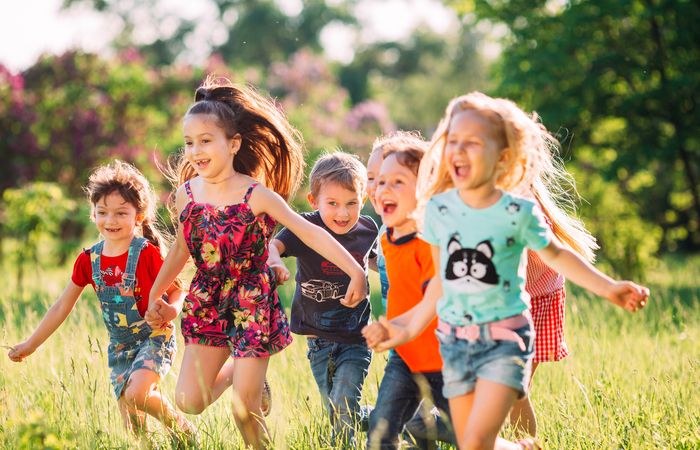springende Kinder
